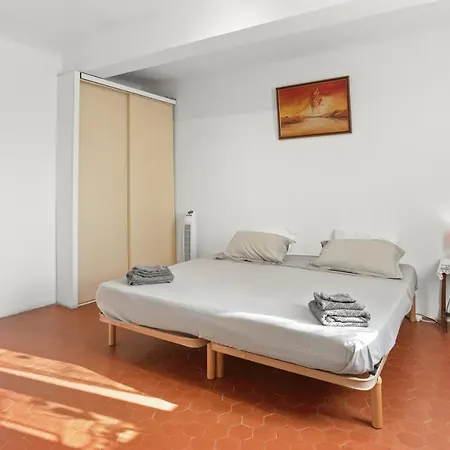 בית נופש Paul רוקברון-סור-ארז'נס